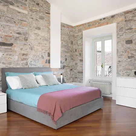 Vista Duomo Cuore Di *